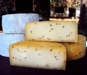 Queijo Tipo Gouda com kümmel - Carijó 210g - Queijaria Fazenda Santa Luzia