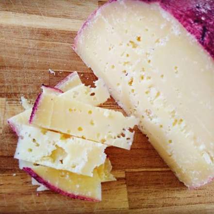 queijaria fazenda santa luzia queijo tipo do reino giramundo cortado